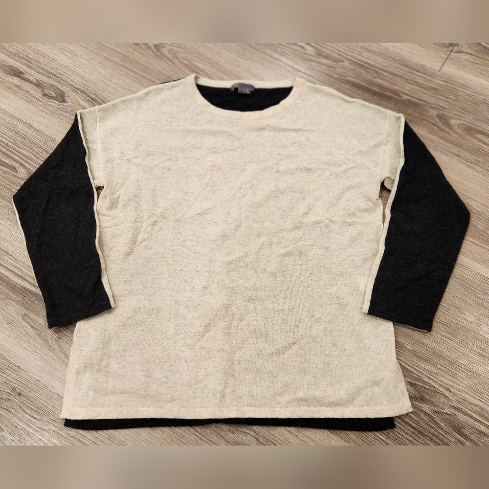 Vince | 3/4 Sleeve Top | Black & White - Sz S